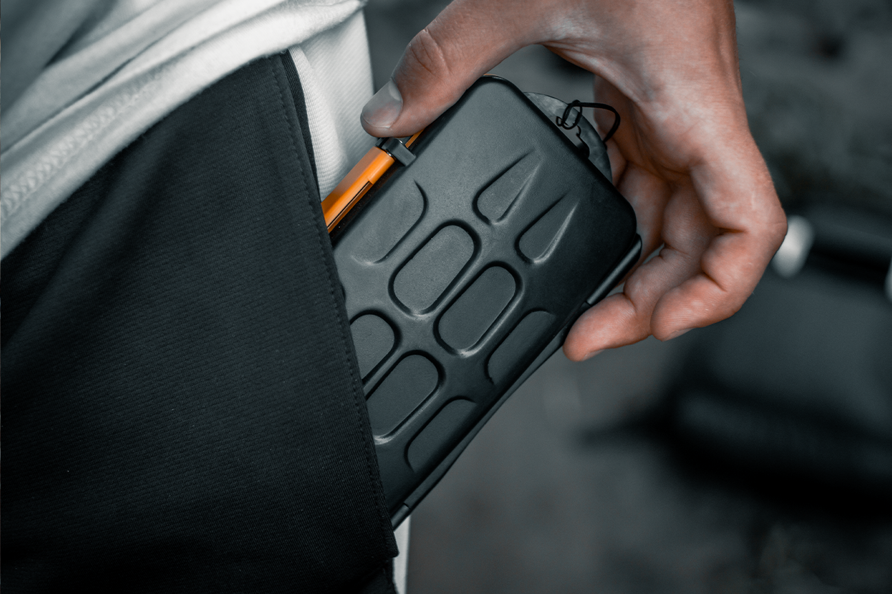 GiGimundo SD Card Holder, Waterproof Anti-Shock Memory Card Case Storage  Protector for 12 Micro SD T…See more GiGimundo SD Card Holder, Waterproof