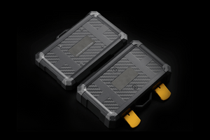 Protective Camera Battery & SD Card Case (For Canon LP-E6 & Sony FZ100)