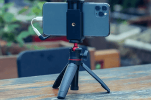 DSLR & Phone Mini Vlog Tripod - Camera Drop